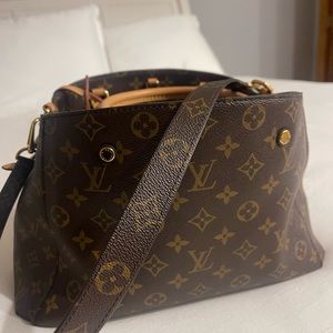 LOUIS VUITTON MONTAIGNE BB